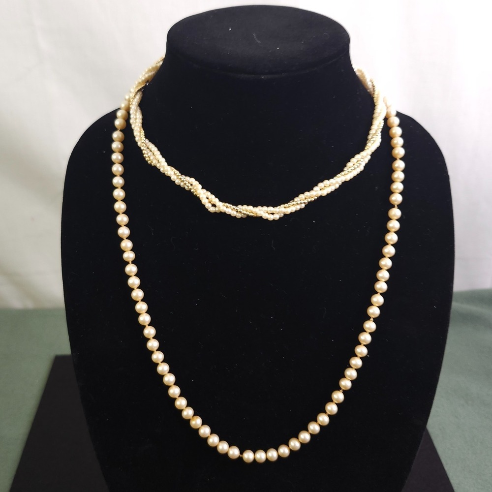 Beautiful‎ VTG Twisted Faux Pearl Gold Color Rope Necklace Choker w/ 24" Pearls
